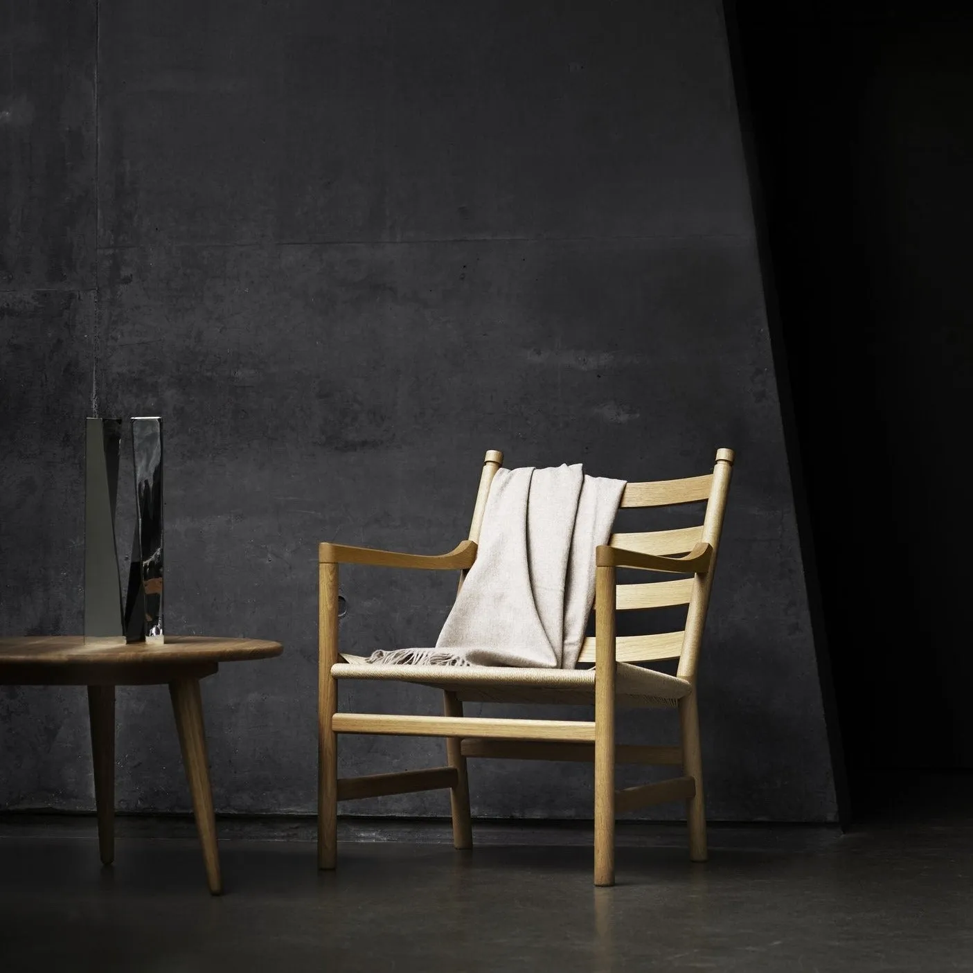 CH44 Lounge Chair