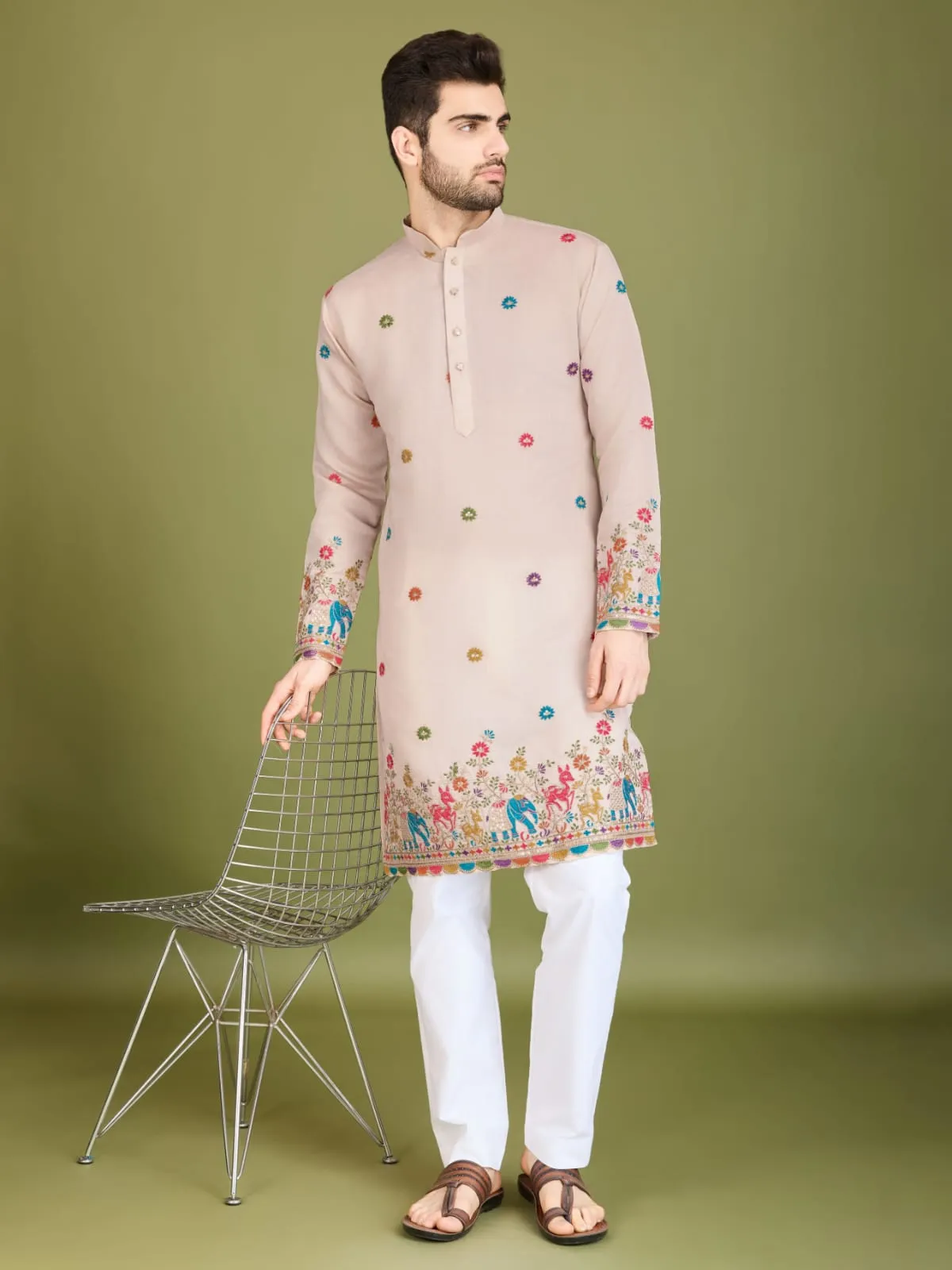 Ivery Colour Viscose Silk Heavy Thread Work Kurta Payjama