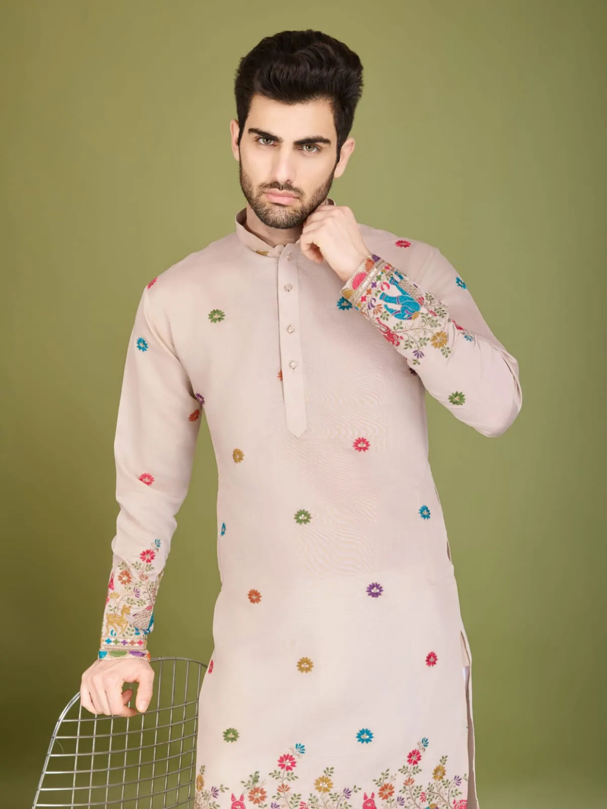 Ivery Colour Viscose Silk Heavy Thread Work Kurta Payjama